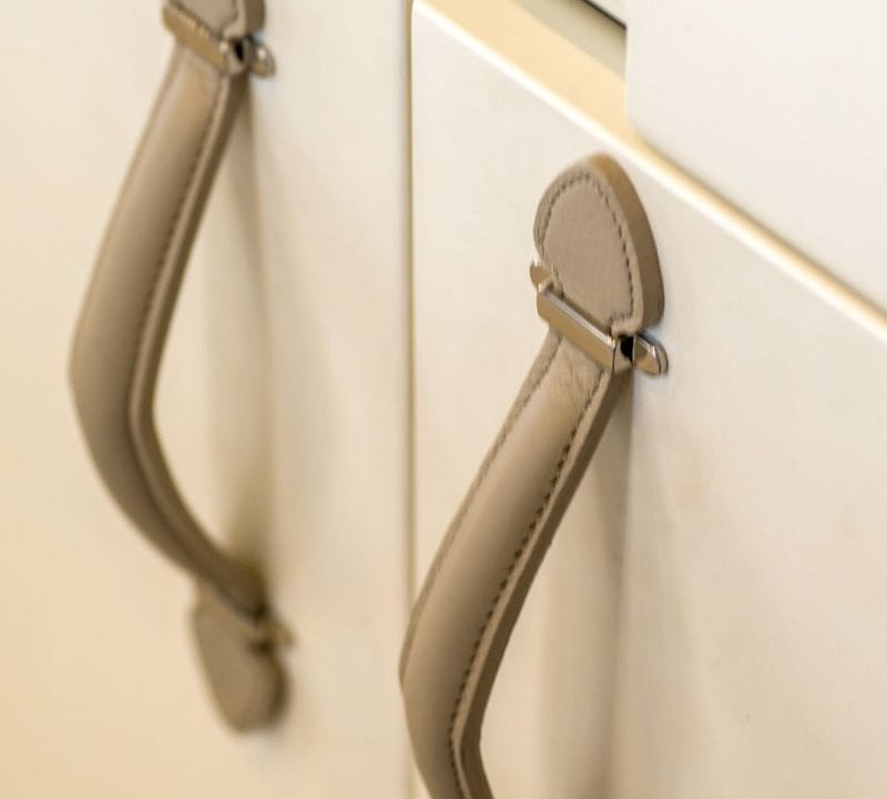 INVICTUS Yacht Charter Details, Azimut CHARTERWORLD Luxury Superyachts